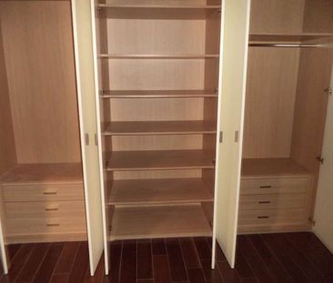 2 room luxury Apartment for rent in Valencia - Photo 3