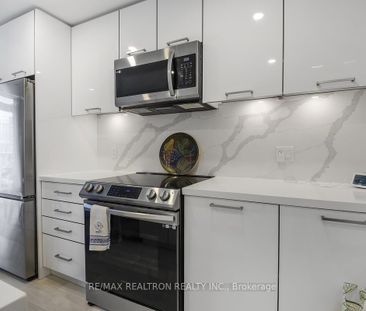 For Lease - 415 Sea Ray Avenue Unit# 330, Innisfil, Ontario - Photo 2