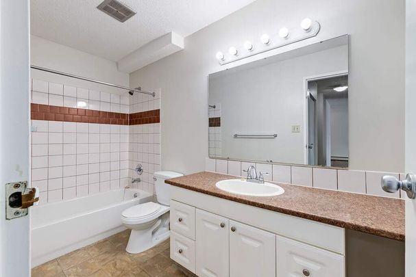 Premier Suite - 2 Bedroom - Photo 1