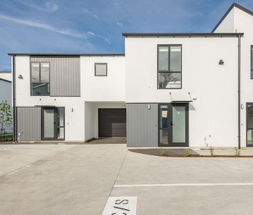 Central city, low maintenance townhouse - Photo 6