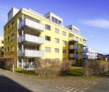 "Modern und ruhiges Wohnen in schönem Quartier!" - Photo 2
