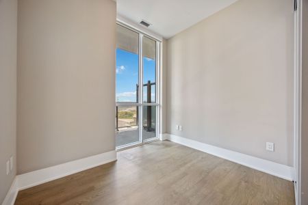 For Lease - 65 Annie Craig Drive Unit# LPH01, Toronto, Ontario - Photo 5
