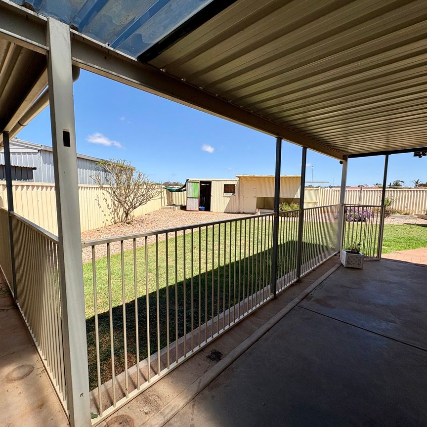 11 Cruickshank Avenue, Whyalla Stuart - Photo 1