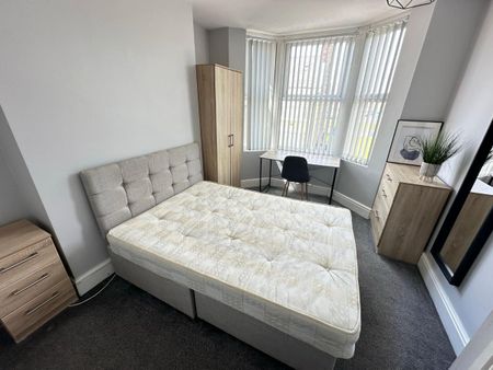 Adelaide Road, Kensington, Liverpool. - Photo 3