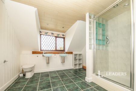 4 bedroom house to rent The Street, Great Bricett, Ipswich, IP7 - Photo 5