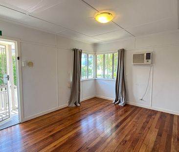 14 ALLOWRIE STREET, Stafford QLD 4053 - House For Rent | Domain - Photo 1