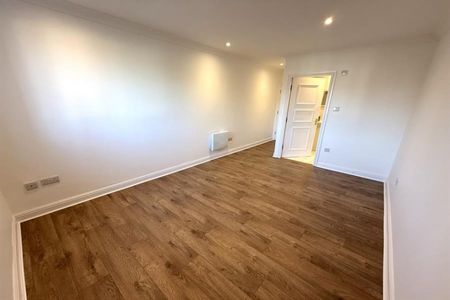 2 Bedroom Apartment Available Arranging tenancy - Photo 5