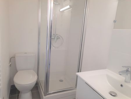 Location Appartement 1 pièce 33m² MARSEILLE 13ème - Photo 5