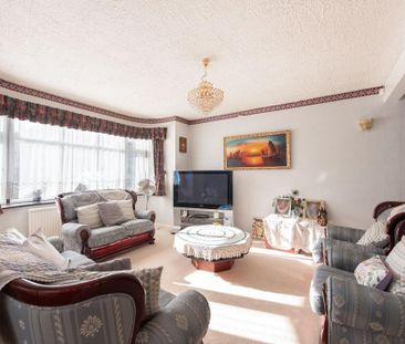 3 bedroom semi-detached house to rent - Photo 4