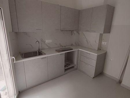 Διαμέρισμα για ενοικίαση Αγία Σοφία (Κέντρο Θεσσαλονίκης) - Photo 2