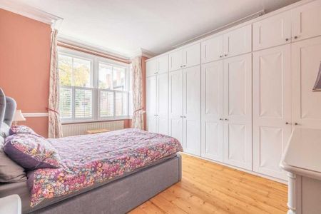 2 bedroom maisonette to rent - Photo 4