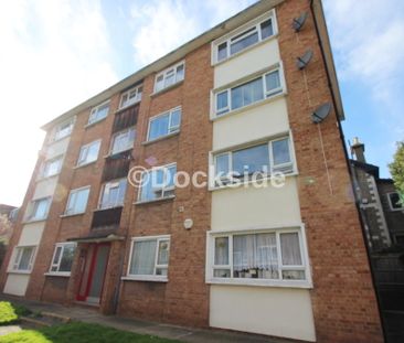 2 bed flat to rent in Hillside, Rochester, ME2 - Photo 5