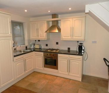 2 bedroom terraced house to rent - Photo 6
