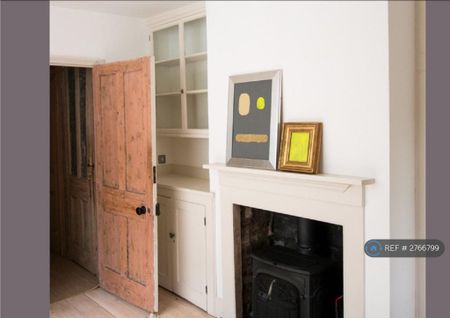 5 bedroom terraced house to rent - Photo 2