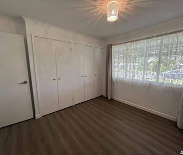 Quiet Cul-de-Sac Living - Walk to Town & Parklands - Photo 6