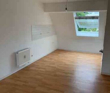 2 Zimmer Dachgeschoßwohnung ideal für Singles oder junges Paar! - Photo 1
