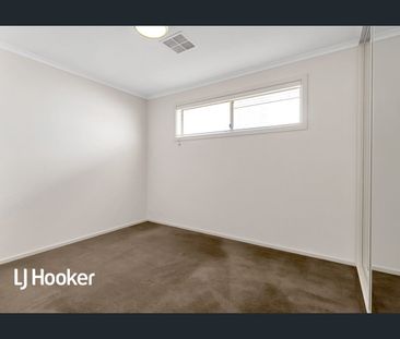 Family Home! - Photo 4