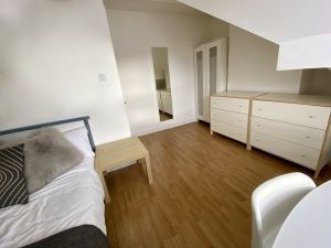 4 bedroom house share to rent - Photo 5