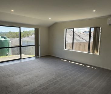 63 Tiriwa Drive, Massey - Photo 1