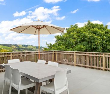 A home of elegance, ease and true tranqulity - Photo 6