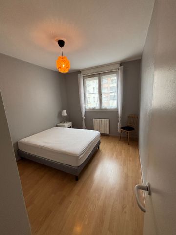 Location Appartement 3 pièces 68m² - Photo 3