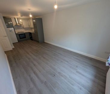 1 bedroom maisonette to rent - Photo 3