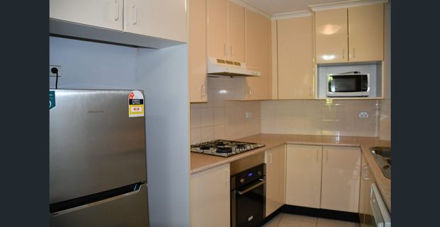 Comfort Apartment in Prime Location - Photo 1