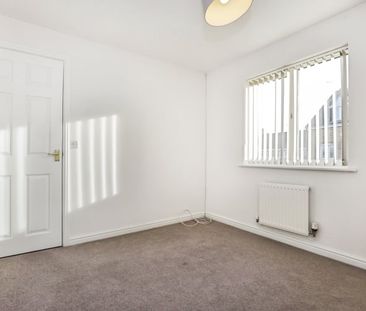 Lapsley Drive, Banbury - Photo 3