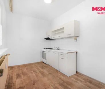 Pronájem bytu 2+1 v České Lípě, ul. Červeného kříže - Photo 3