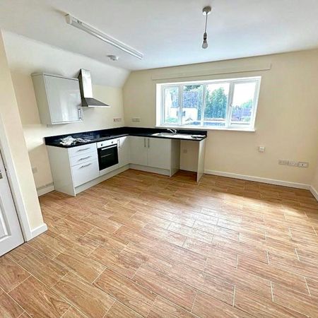 Flat to rent on - Photo 3
