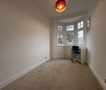 4 bedroom terraced house to rent - Photo 4