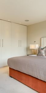 Imperial House, Kensington - Photo 3