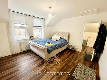 2 bedroom flat to rent - Photo 2