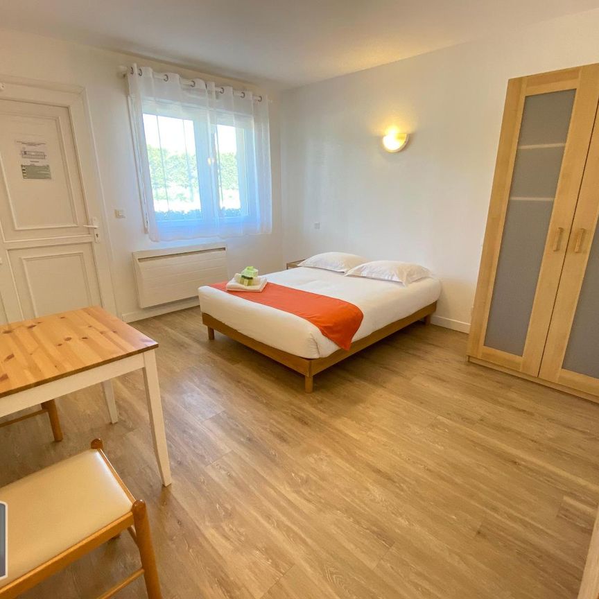 Location Appartement 1 pièce 20m² ST GERMAIN LES ARPAJON 91180 - Photo 1