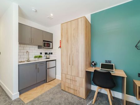 A Superb Houseshare for Rent in Peterborough - Photo 5