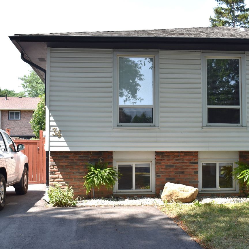 For Lease - 34 Barry Street, St. Catharines, Ontario - Photo 1