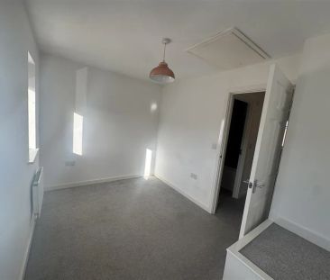Hob Close, Monkton Heathfield, Taunton - Photo 3