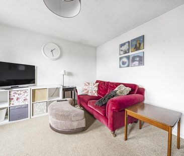 Queens Road, Guildford, Surrey, GU1 - Photo 4