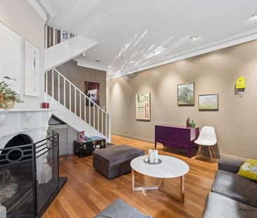 Sophisticated Inner-City Living - Fully Furnished Executive Townhou... - Photo 5