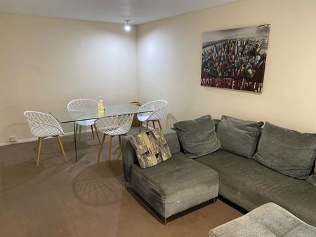 2 Bed Flat, Dunstable Court, SE3 - Photo 4