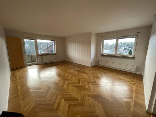 Göteborgsvägen, Borås - Photo 1