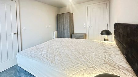 2 bedroom apartment to rent Castle Street, Luton, Bedfordshire, LU1 - Photo 5