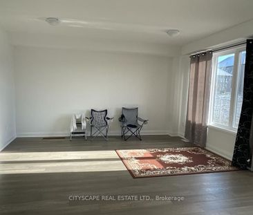 For Lease - 15 Barnyard Trail, Barrie, Ontario - Photo 4