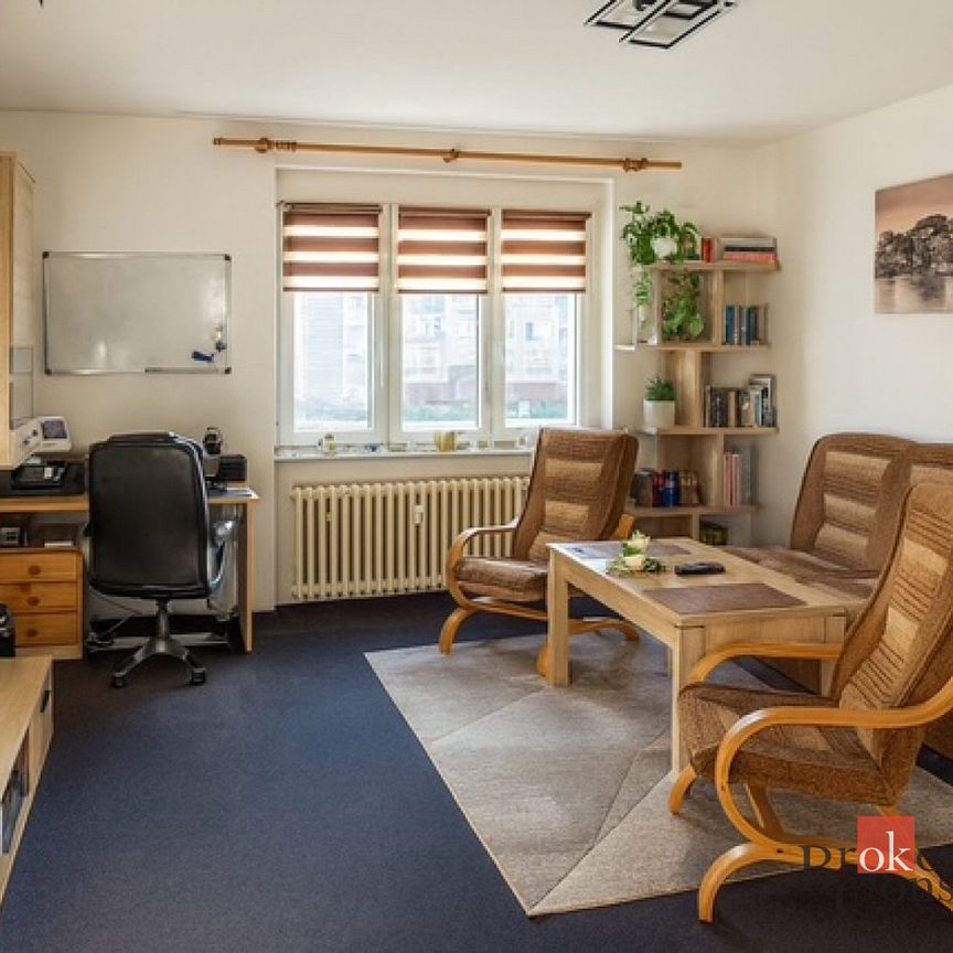 Pronájem bytu 2+1 63 m² - Photo 1