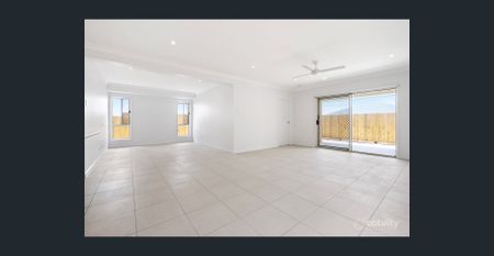 Affordable, new home in a quiet, family-friendly residential neighbourhood. - Photo 3