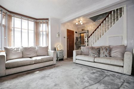 3 bedroom terraced house to rent - Photo 5