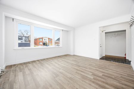 For Lease - 39 Penhurst Avenue Unit# 2, Toronto, Ontario - Photo 2