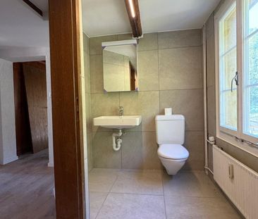 Charmante 2.5-Zimmerwohnung mit schöner Aussicht zu vermieten - Foto 3