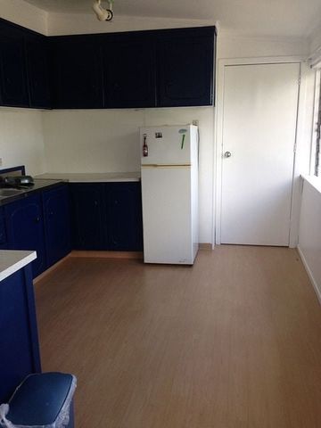 Spacious 4-bedroom rental, Free Fibre Wifi. - Photo 5