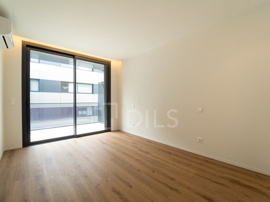Apartamento T1 novo, com Varanda e Garagem, em Vila Nova de Gaia - Foto 1